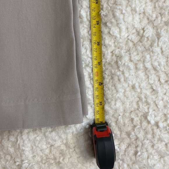 Van Heusen, blush pink Dress pants, size 6 !! like new condition!! - Picture 9 of 11